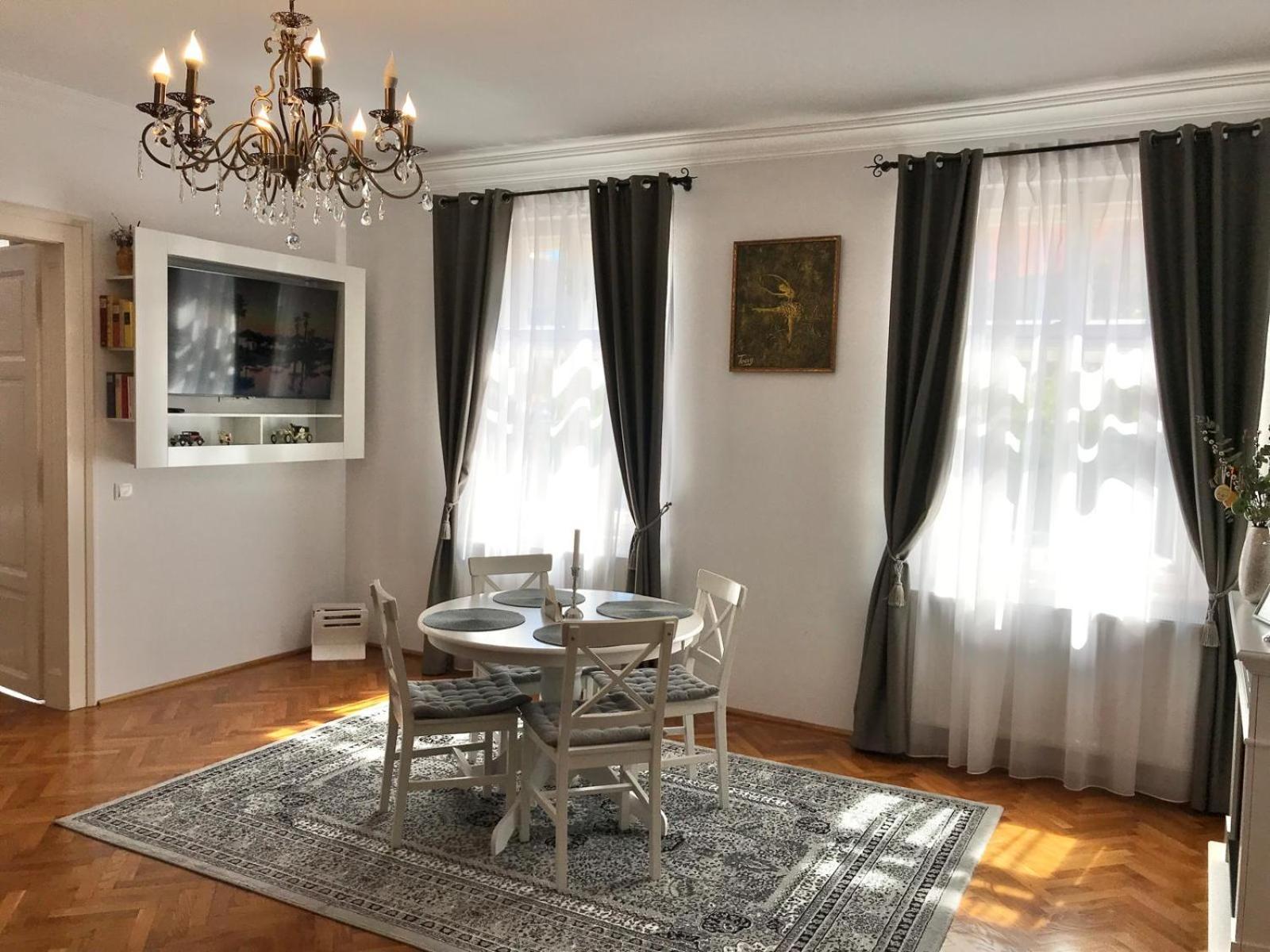Residence Piata Armelor 시비우 외부 사진